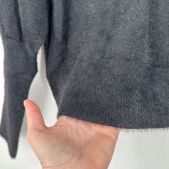 ModCloth Royal Monk Black Fuzzy Soft Puff Balloon Sleeve Pullover Sweater Medium - Picture 4 of 10